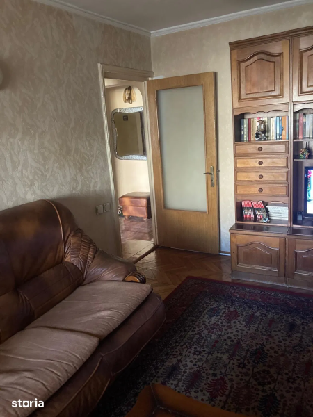 Apartament 3 camere decomandat, 64,4 m² – Dacia, Constanța