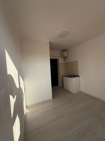Garsonieră 11 m² – CET, Constanța