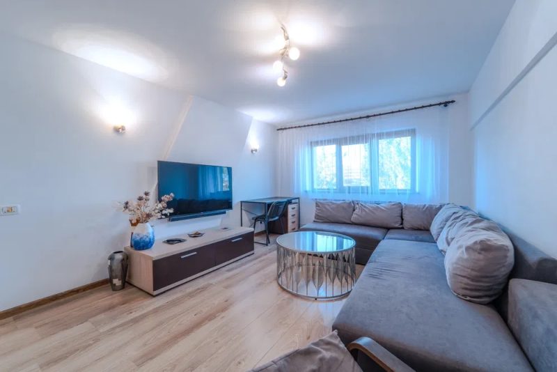 Apartament 3 camere 68mp