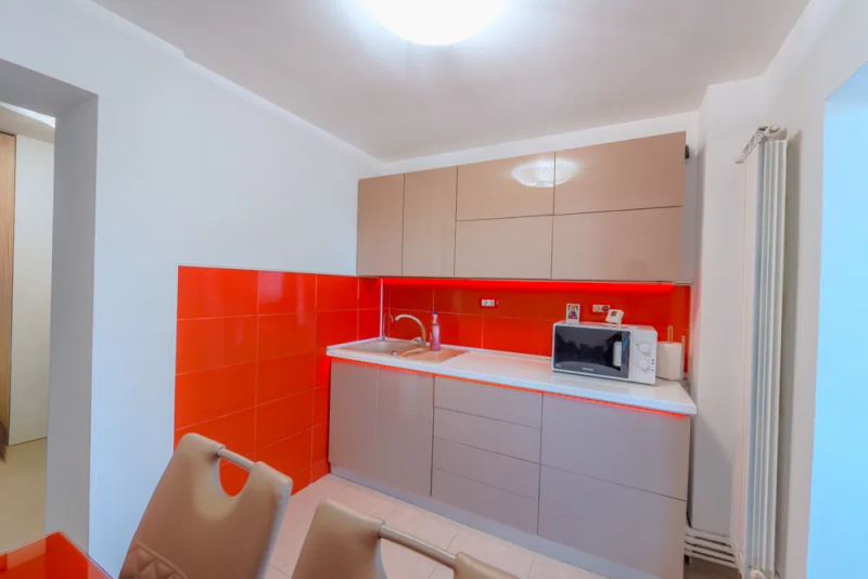 Apartament 3 camere 68mp