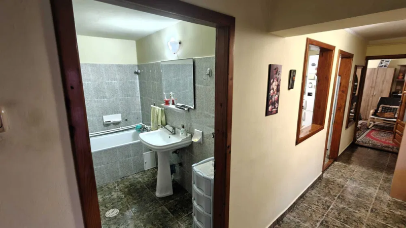 Casă cu 2 locuințe independente, 96 m² – Coiciu, Constanța