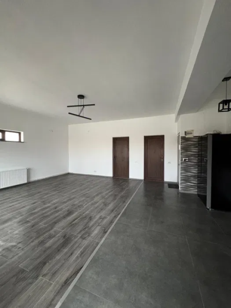 Apartament 3 camere 75 mp2 Lazu, Constanța