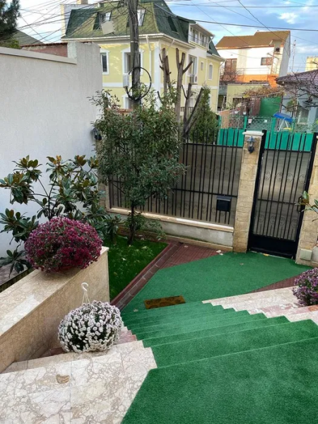 Vilă 288 m² cu vedere la mare – Faleza Nord, Delfinariu