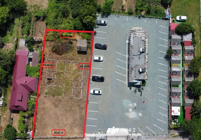 Teren intravilan 909 m² cu fundație existentă – Central, Costinești