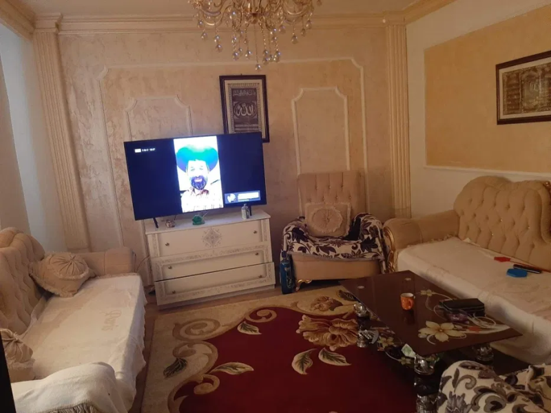 Vilă cu 6 camere, 200 mp, două curți, zona Casa de Cultură – Constanța